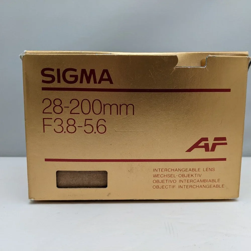 SIGMA AF Lens | 28-200mm f/3.8-5.6 | N - AF D | Filter Size 72 | w/ Caps | USED